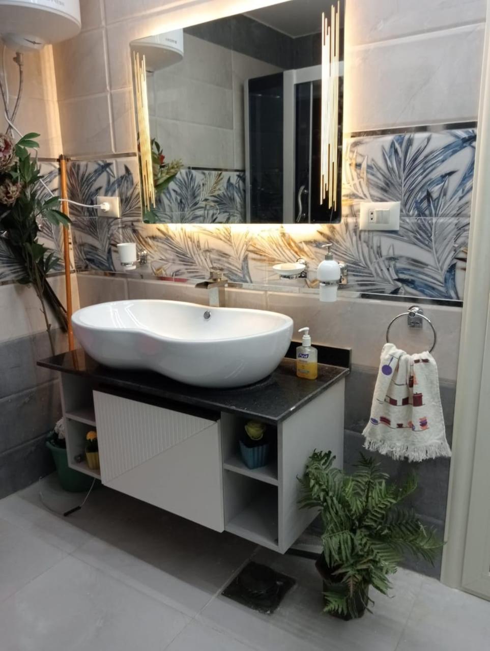Apartment شقه فندقيه أمام إنتركونتيننتال سيتي ستارز Cairo