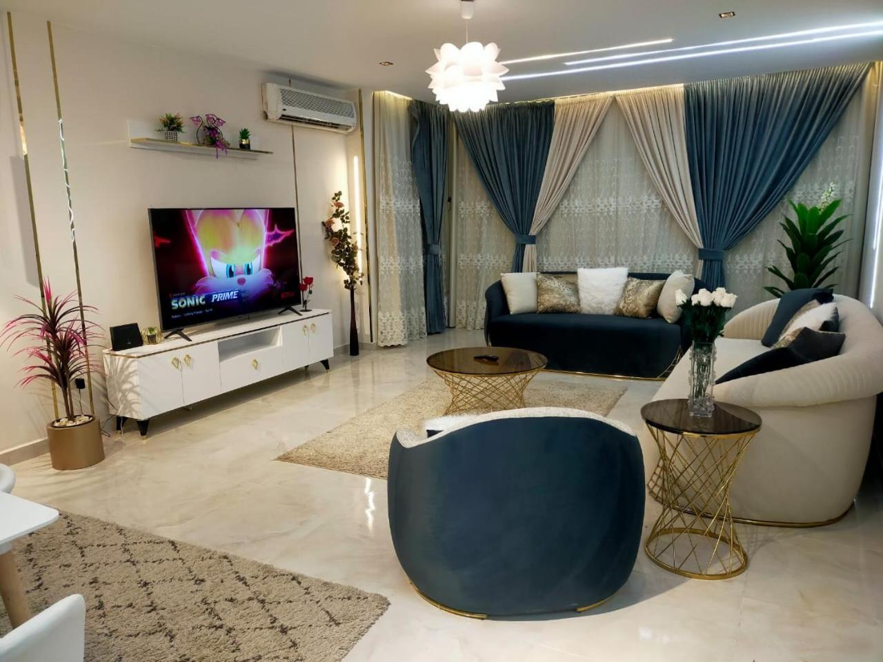 شقه فندقيه أمام إنتركونتيننتال سيتي ستارز Apartment
